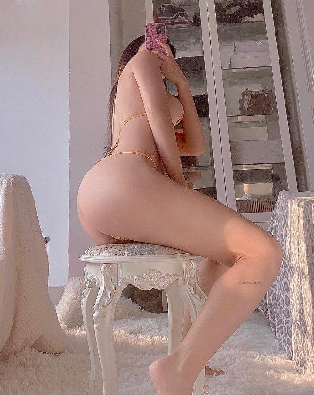 婕西 – 金色丁字大蜜桃 【19P】